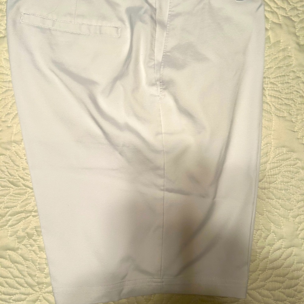 PGA Golf Shorts sz 34